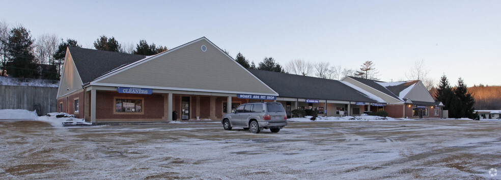 55-57 Main St, Sturbridge, MA à vendre - Photo principale - Image 1 de 1