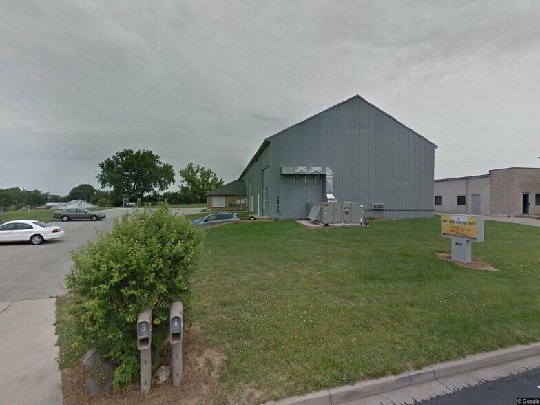 4842 Factory Dr, Fairfield, OH à vendre - Photo du bâtiment - Image 3 de 6