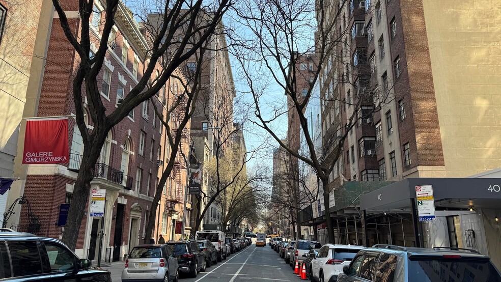 49 E 78th St, New York, NY à vendre - Photo du bâtiment - Image 3 de 6