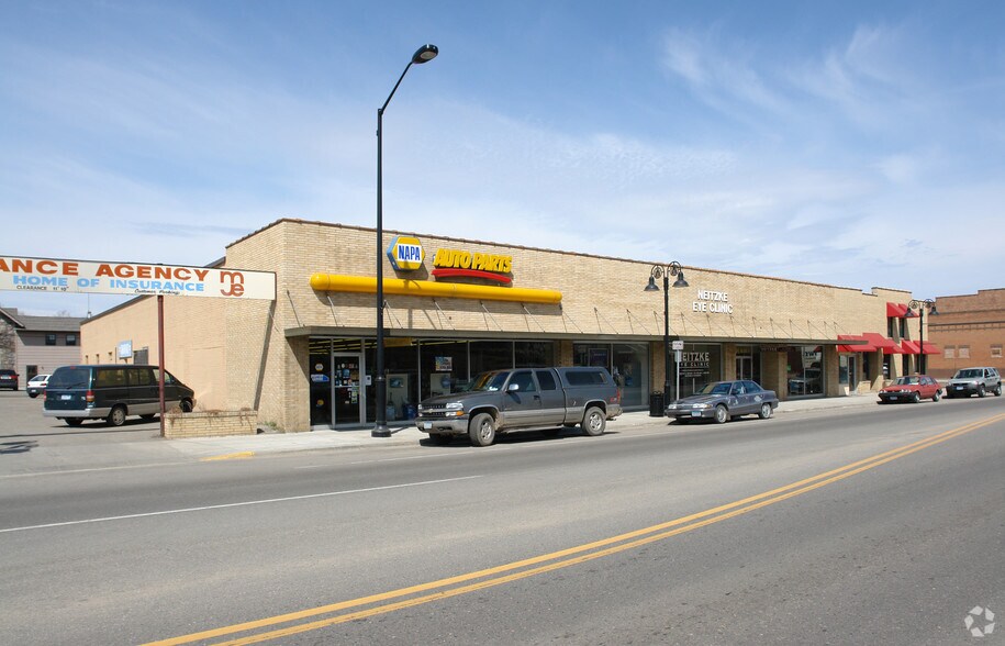 305 Jefferson St S, Wadena, MN for sale - Building Photo - Image 3 of 5