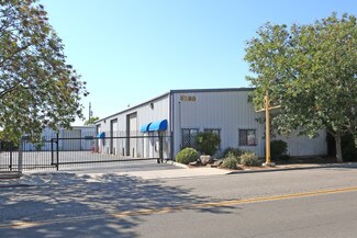 Plus de détails pour 5282 E Pine Ave, Fresno, CA - Industriel à louer