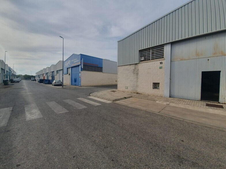 Industrial in Villanueva del Ariscal, Sevilla for sale - Building Photo - Image 3 of 12