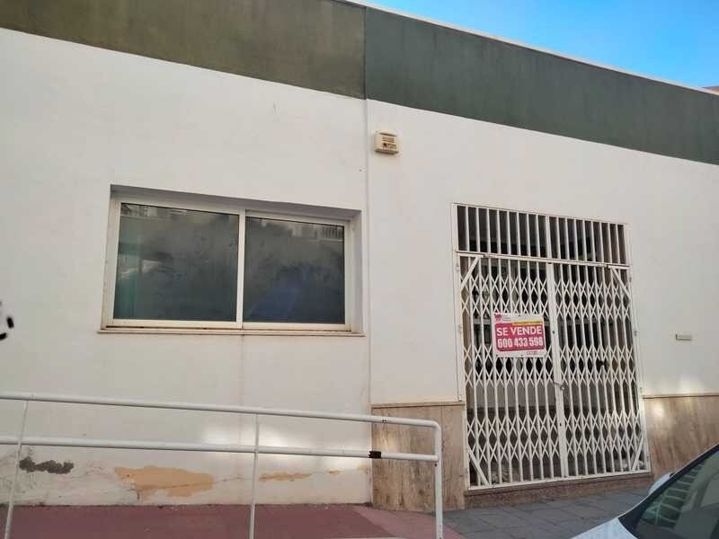 Immeuble residentiel dans Huércal-Overa, Almería à vendre Photo principale- Image 1 de 2