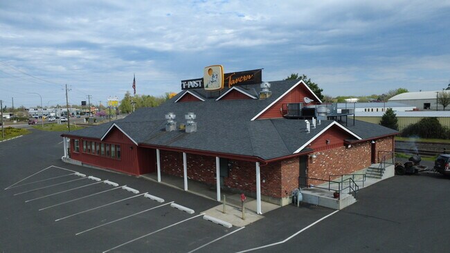 Plus de détails pour 1415 Plaza Way, Walla Walla, WA - Commerce de détail à louer