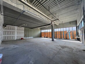 5655 Pershing Ave, Saint Louis, MO for lease Interior Photo- Image 2 of 4