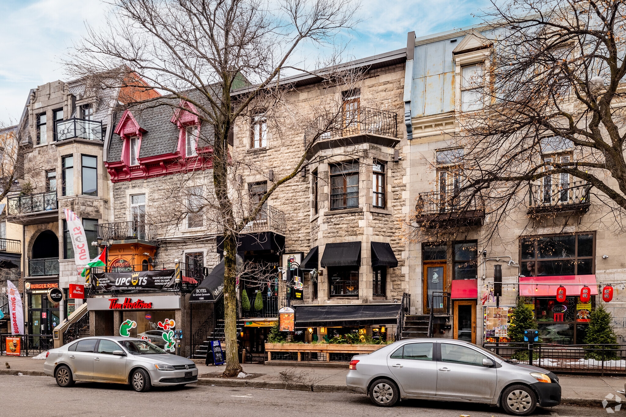 1595 Rue Saint-Denis, Montréal, QC for sale Primary Photo- Image 1 of 1