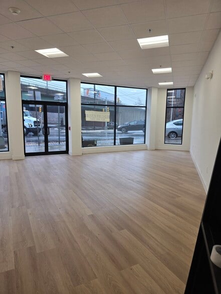 187 Main St, Belleville, NJ for lease - Building Photo - Image 3 of 11