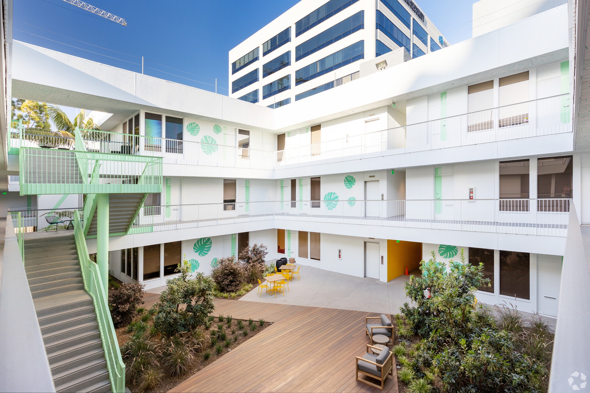 11340 W Olympic Blvd, Los Angeles, CA for lease Primary Photo- Image 1 of 30