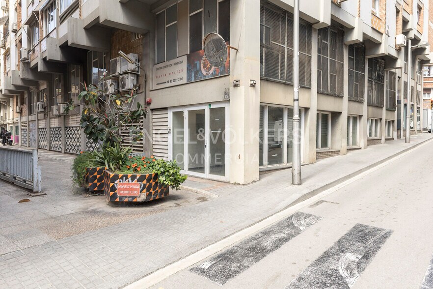 Carrer De Sant Elies, 11-19, Barcelona, Barcelona for sale - Building Photo - Image 2 of 12