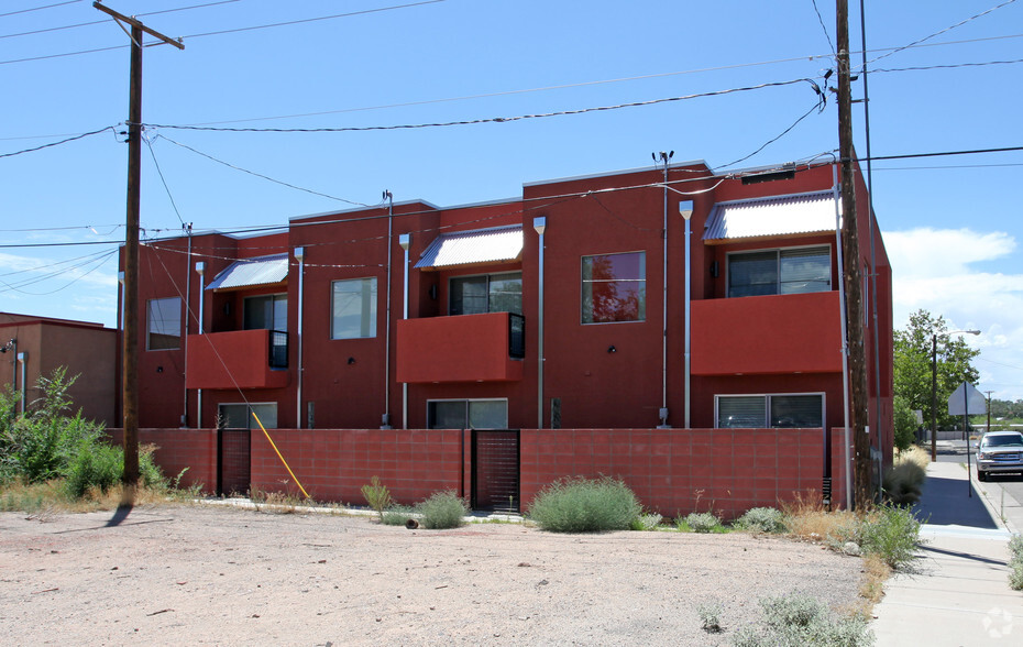 300-312 Adams St SE, Albuquerque, NM for sale - Building Photo - Image 2 of 3