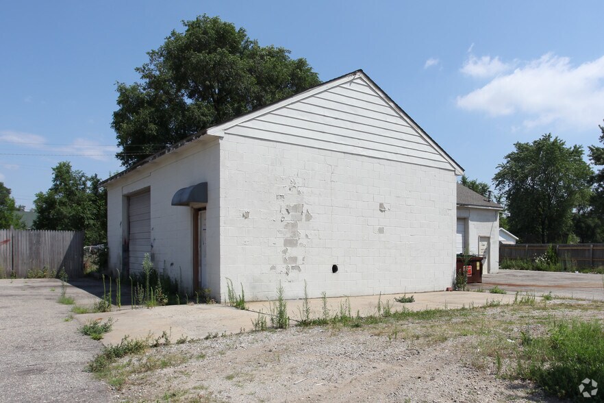 27 Sluyter St SE, Grand Rapids, MI à vendre - Photo du bâtiment - Image 2 de 3