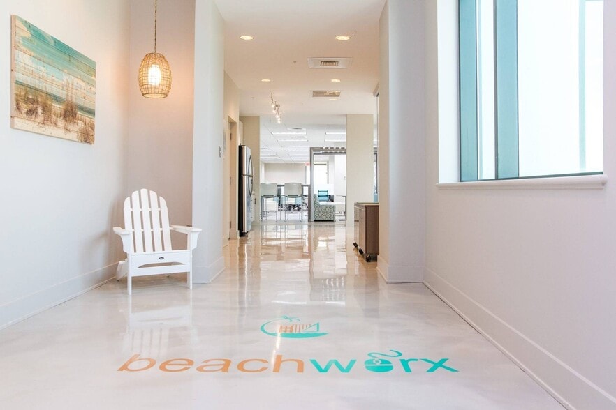 34990 Emerald Coast Pky, Destin, FL for lease - Lobby - Image 2 of 6