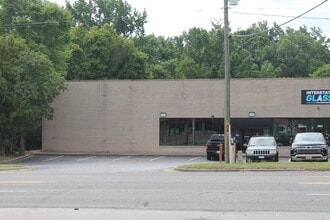 505 S Brightleaf Blvd, Smithfield, NC à louer Photo intérieure- Image 2 de 18