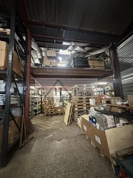 Industrial in Rosny-sous-Bois for sale - Interior Photo - Image 3 of 4