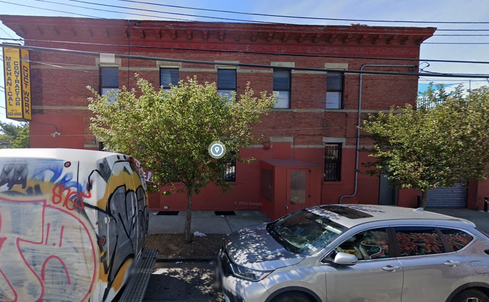 507 Vandervoort Ave, Brooklyn, NY à louer - Photo du bâtiment - Image 2 de 6