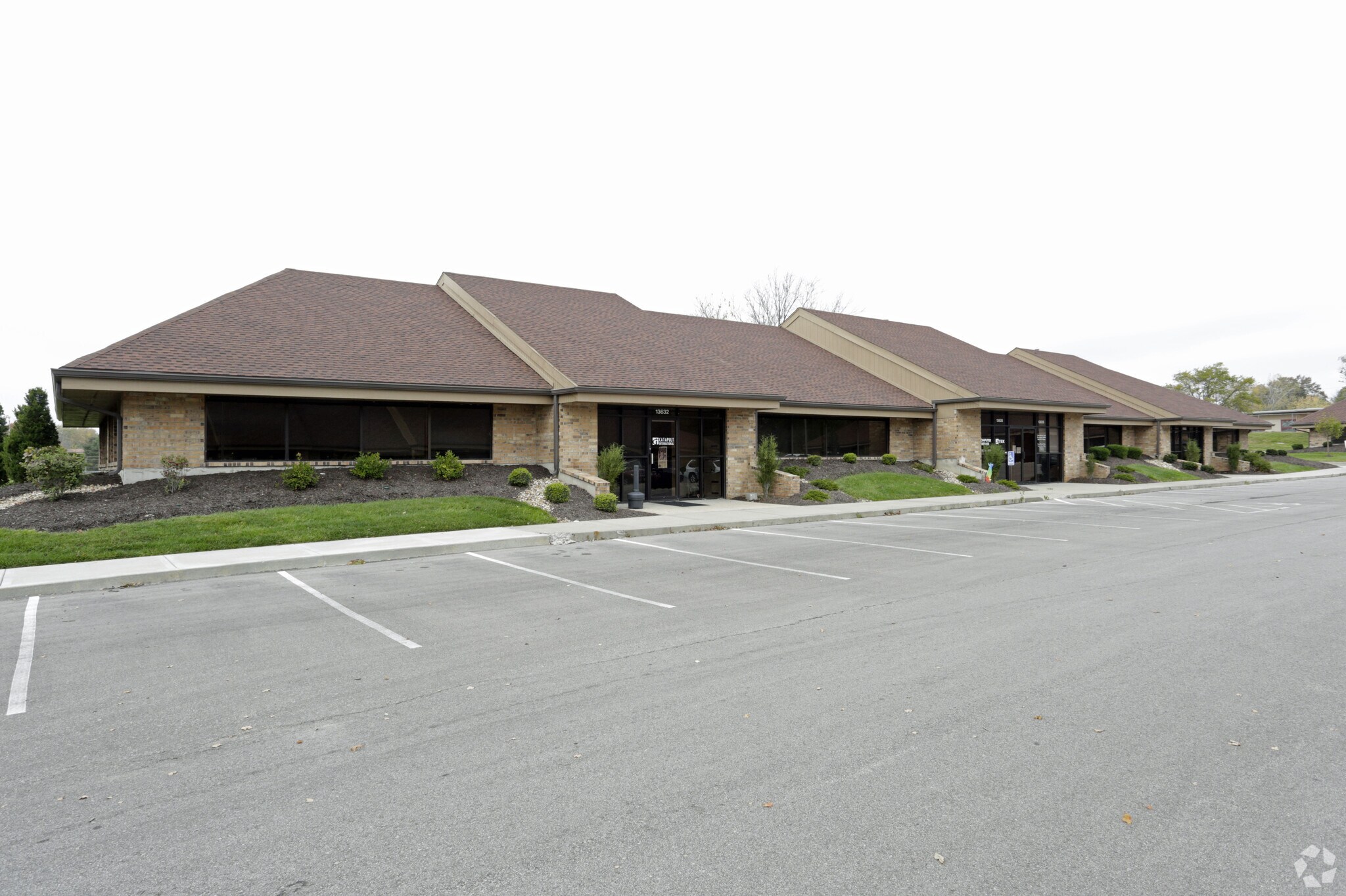 13622-13632 W 95th St, Lenexa, KS à vendre Photo principale- Image 1 de 7