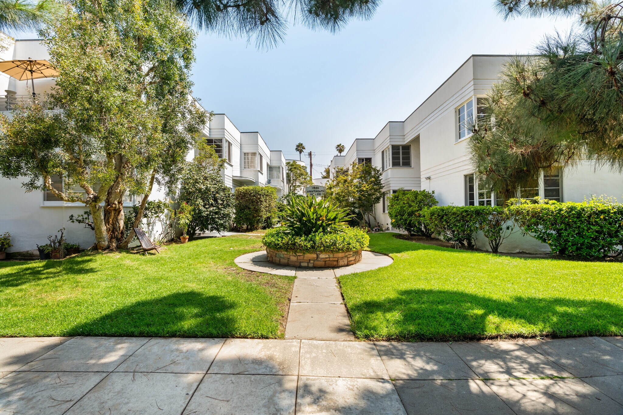 947-953 11th St, Santa Monica, CA à vendre Photo du bâtiment- Image 1 de 17