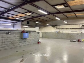 Flex in Vaulx-en-Velin for lease Interior Photo- Image 2 of 7