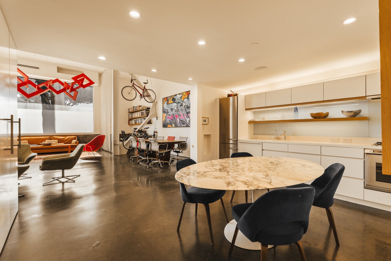 610 Main St, Venice, CA 90291 - Unit D102 -  - Interior Photo - Image 2 of 15