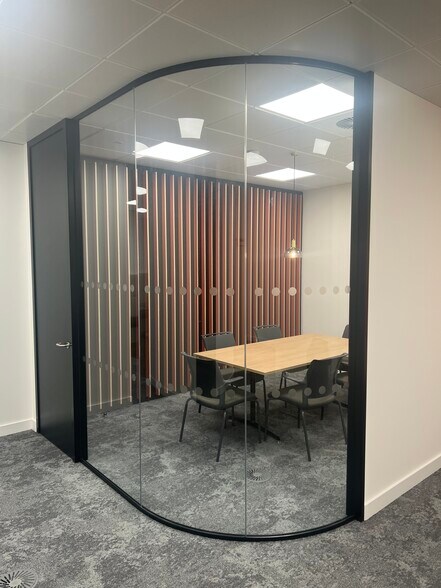 Oldbury, Bracknell à louer - Photo intérieure - Image 3 de 18