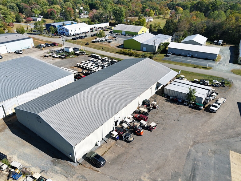 74 Commerce Dr, Ruckersville, VA for lease - Primary Photo - Image 1 of 7