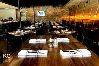 120 W Green, Bensenville, IL for sale Interior Photo- Image 2 of 11