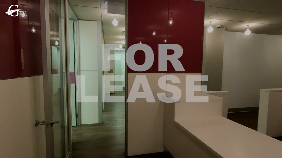 333 E Benton Pl, Chicago, IL à louer - Vidéo sur l’inscription commerciale - Image 2 de 4