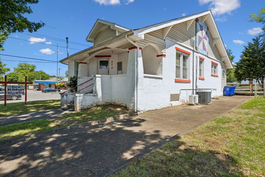 270 Central Ave, Cleveland, TN à vendre - Photo du bâtiment - Image 2 de 52