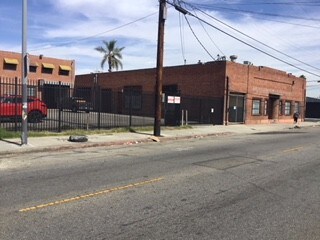 2001 W Gage Ave, Los Angeles, CA à louer - Photo du bâtiment - Image 3 de 6