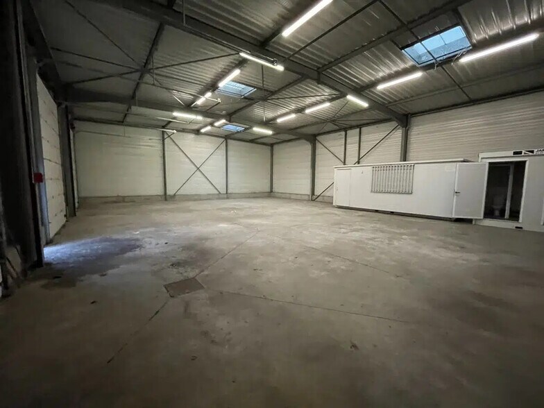 Flex dans Ennery à louer - Photo intérieure - Image 3 de 5