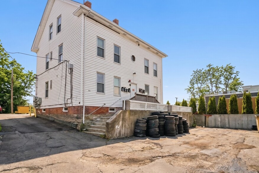 226 S Main St, Woonsocket, RI for sale - Building Photo - Image 1 of 38