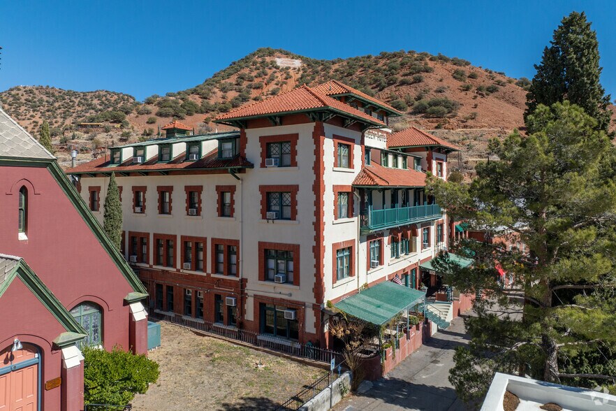 11 Howell Ave, Bisbee, AZ à vendre - Photo du bâtiment - Image 2 de 22