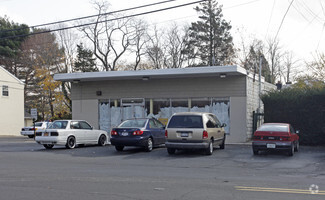 More details for 108 Washington Dr, Centerport, NY - Retail for Lease