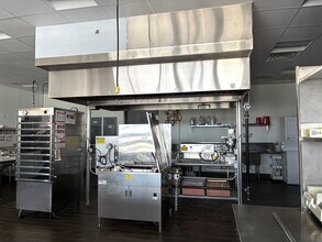 2241 E Austin St, Giddings, TX for sale Interior Photo- Image 1 of 2