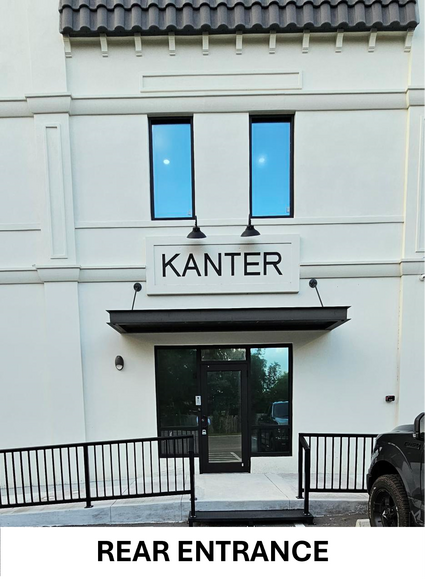 411 Saint Petersburg Dr E, Oldsmar, FL à louer - Photo du bâtiment - Image 3 de 9