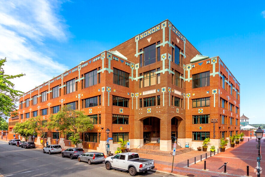 201 N Union St, Alexandria, VA à louer - Photo du bâtiment - Image 1 de 8
