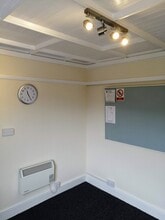 27 Filey Av, Barnsley for lease Interior Photo- Image 2 of 4