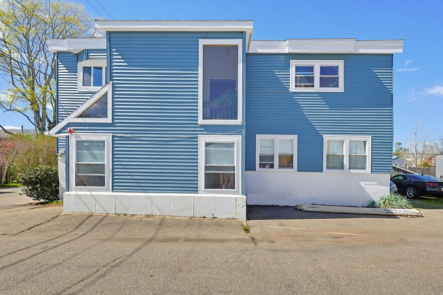 33 Halsey St, Newport, RI à vendre - Photo du bâtiment - Image 2 de 15