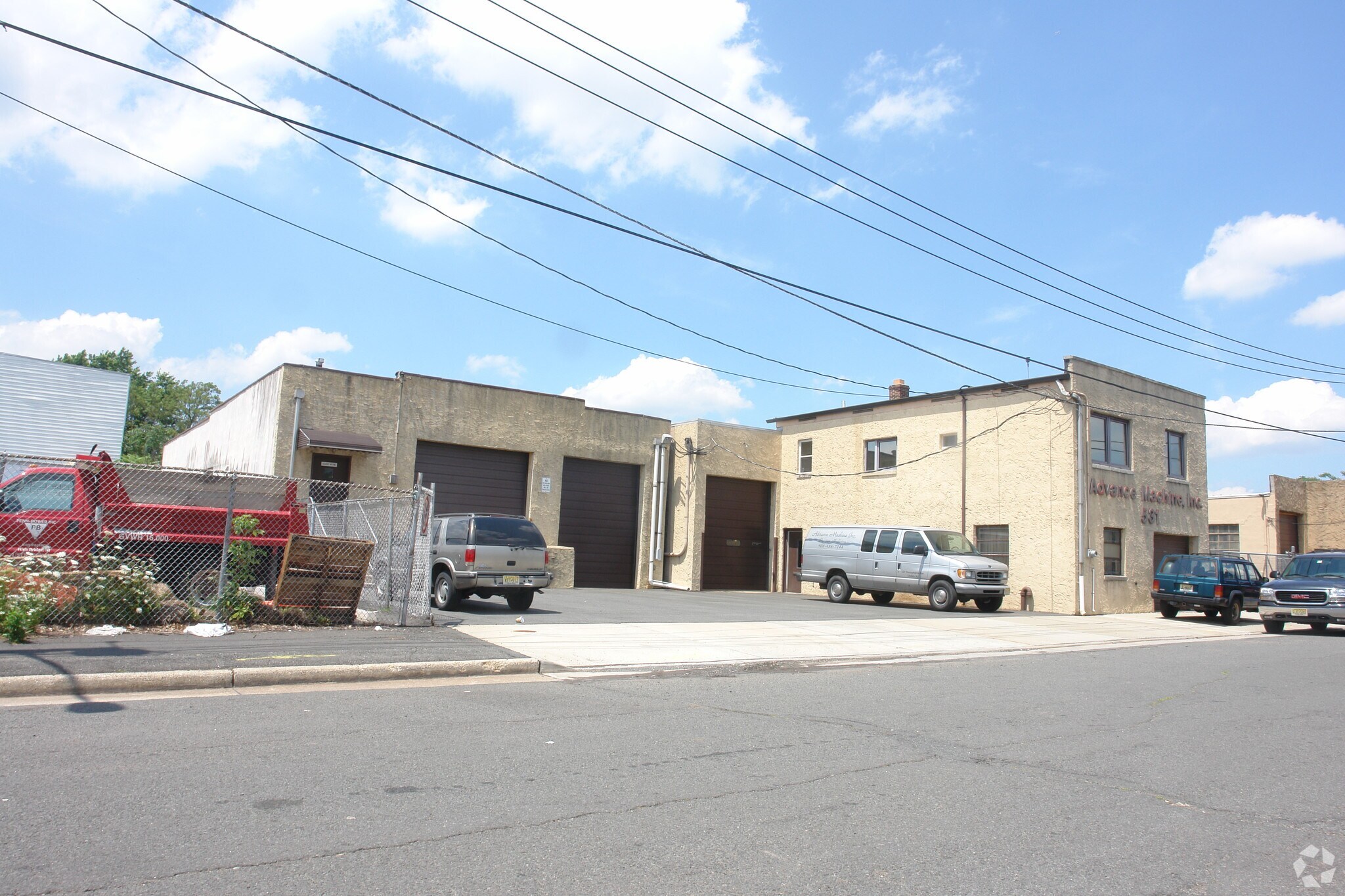 531 Pennsylvania Ave, Linden, NJ à vendre Photo principale- Image 1 de 13