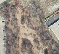 3040 Cross Creek Pky, Auburn Hills, MI - Aerial  map view - Image1