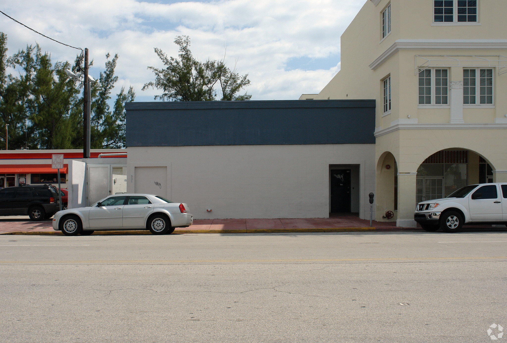 323 23rd St, Miami Beach, FL for sale Building Photo- Image 1 of 1