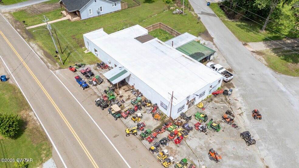 308 W Main St, Bradford, TN à vendre - Photo du bâtiment - Image 1 de 20