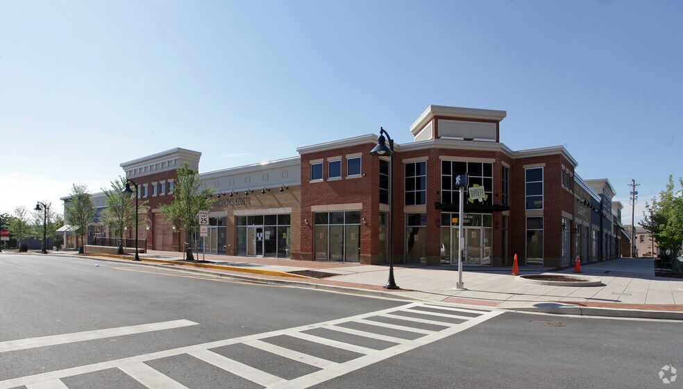 5501 Baltimore Ave, Hyattsville, MD à louer - Photo du bâtiment - Image 2 de 4