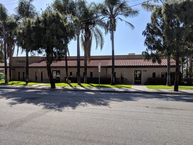 Plus de détails pour 7635 Serapis Ave, Pico Rivera, CA - Industriel à louer