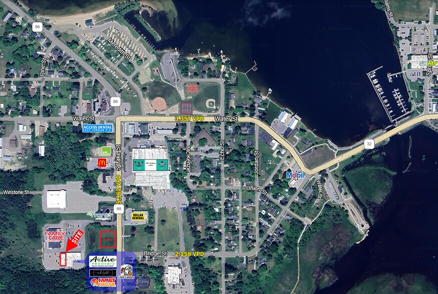 250 Lake St, East Jordan, MI à louer - Aérien - Image 2 de 6