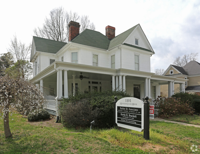 1101 W Market St, Greensboro, NC à vendre - Photo principale - Image 1 de 1