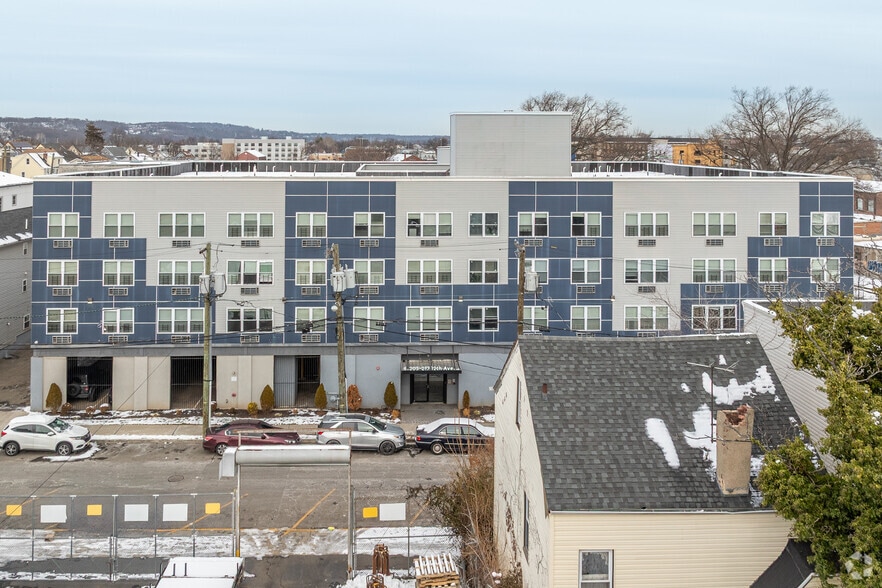 203-217 12th Ave, Paterson, NJ à vendre - Photo du bâtiment - Image 2 de 5