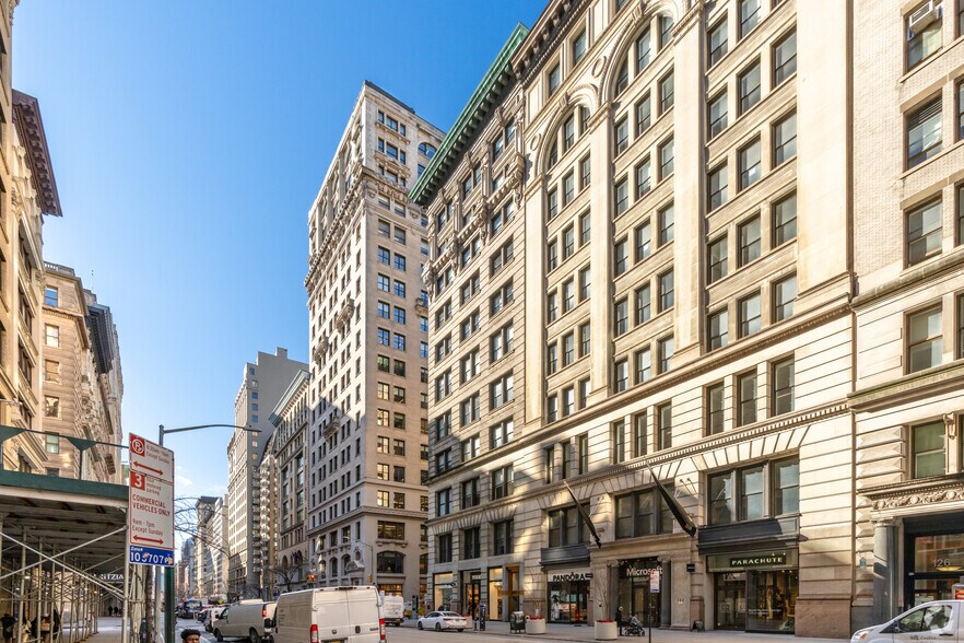 120 Fifth Ave, New York, NY à louer - Photo du bâtiment - Image 2 de 5