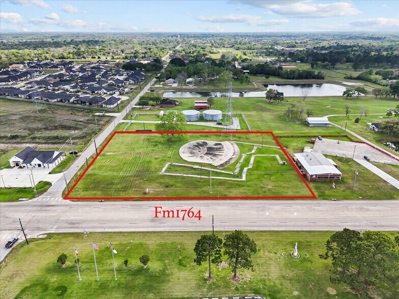 0 FM 1764, Santa Fe, TX à vendre - Photo du bâtiment - Image 3 de 16