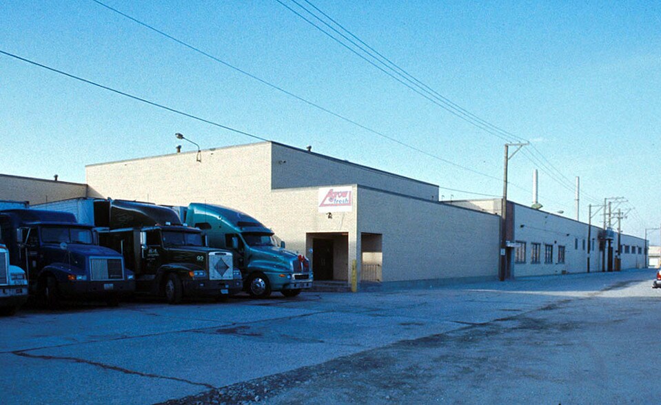 4540 S Kolmar Ave, Chicago, IL à louer - Photo du bâtiment - Image 1 de 1